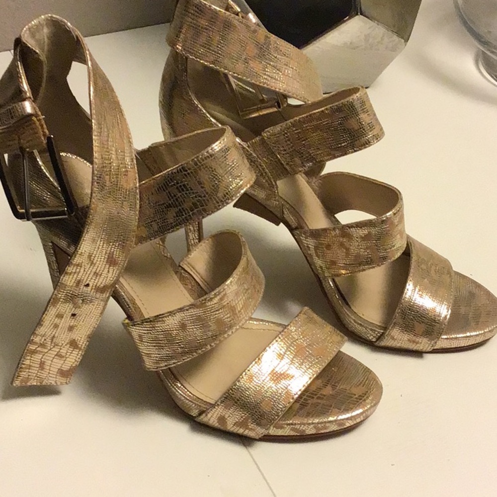 Elegant Gold Strappy Heels